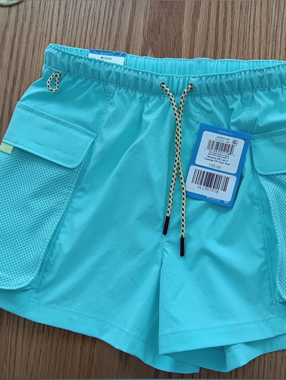 Columbia Teal Women's Athletic Cargo Shorts with Drawstring. New. PFG.